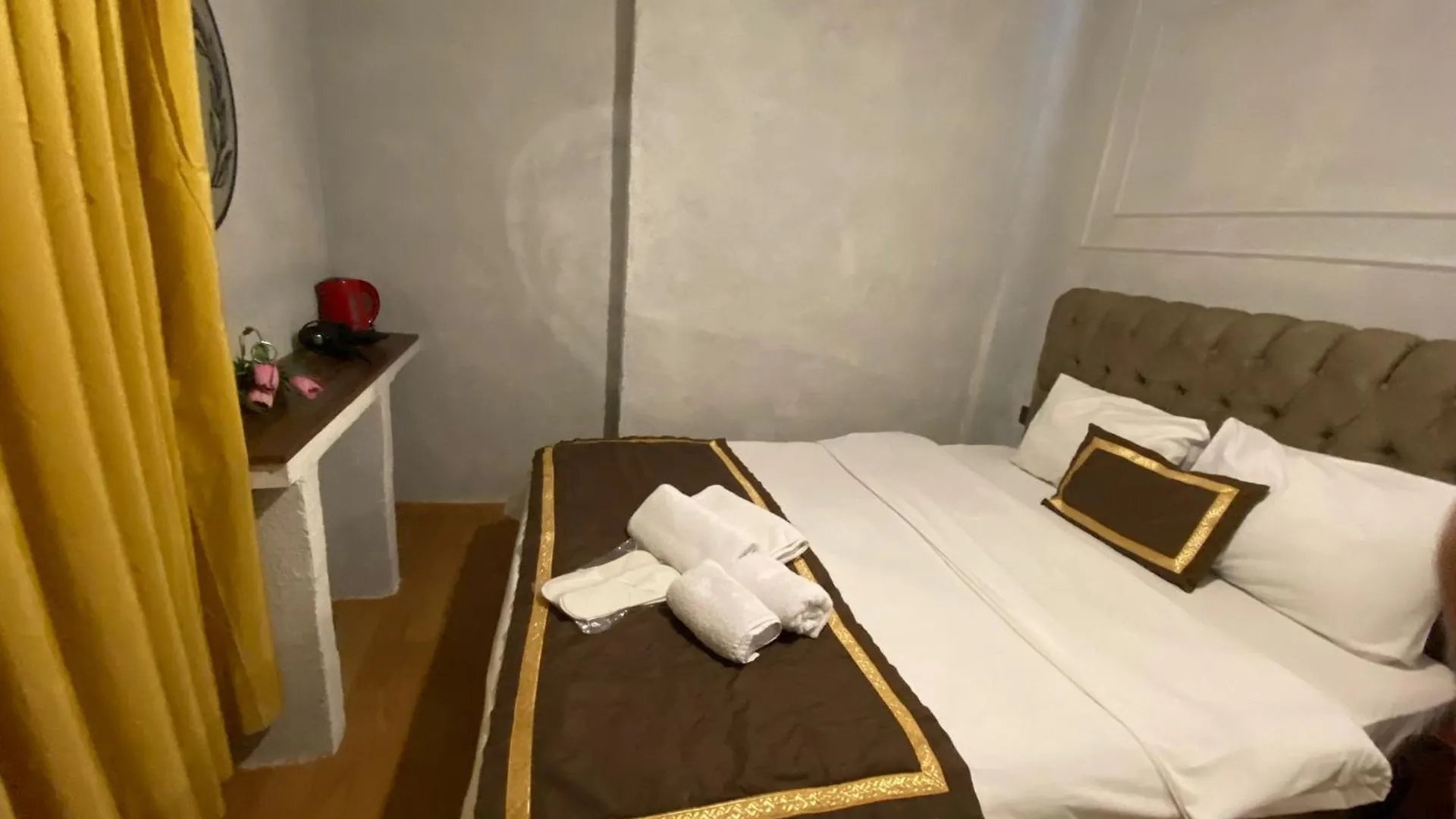 Berce Hotel Istanbul Bed & Breakfast